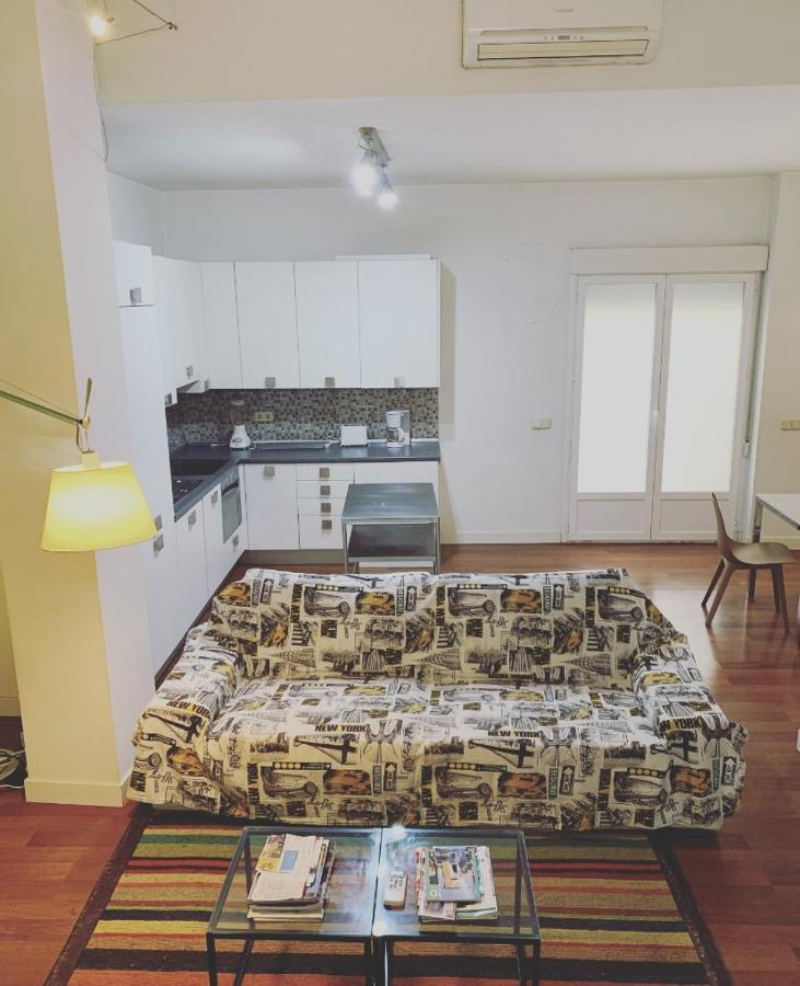 Ferienwohnung Apartamento De Lujo I En Madrid Centro Exterior foto
